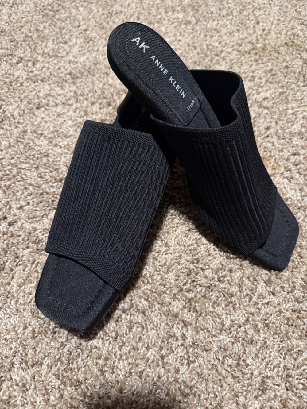 Anne Klein Jena black stretch kitten heels (10M) - like new!